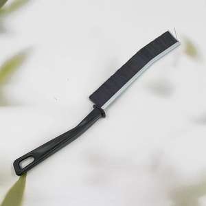 Nettoyeur de fentes de salle de bain, brosse de nettoyage pour carrelage de salle de bain et de cuisine, brosse multifonctionnelle à longue bande, brosse à poils durs, un yuan - Product Image 5