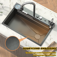 Usine personnalisée intelligente multifonction intelligente numérique led cascade cuisine nano évier en nid d'abeille évier de cuisine avec lave-gobelets