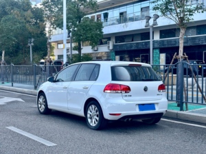 <span class=keywords><strong>Volkswagen</strong></span> <span class=keywords><strong>Golf</strong></span> FV7144TFATG <span class=keywords><strong>2013</strong></span> de Origen Chino - Auto Usado con Transmisión Automática 1.4T para Exportación - Product Image 4
