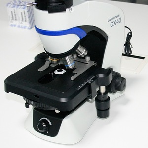 Microscopio Olympus Cx43 con fuente de luz LED para uso en investigación y enseñanza - Product Image 4