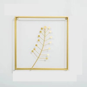 Colgante de pared personalizado nórdico moderno de suministro de fábrica para sala de estar Fondo pared sofá decorativo acento entrada pared hierro - Product Image 1