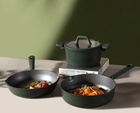 Ensemble complet d'ustensiles de cuisine, poêle antiadhésive, marmite et casserole, idéal pour un cadeau de pendaison de crémaillère