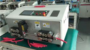 Machine à dénuder automatique de grande coupe de fil de câble de 70mm carrés avec du CE - Product Image 5