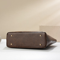 Nouveau sac fourre-tout PU pour femmes, grand sac à la mode, sac à main, sac à bandoulière simple, sac à aisselles pour femmes
