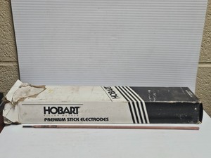 PLC NEW 8.10LBS 115PCS WELDING <strong>ELECTRODE</strong> S738244-088 16743 <strong>308L</strong>-<strong>17</strong> 1/8"X14" Warranty Product - Product Image 1