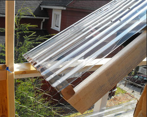 Plaques de toiture modernes en <span class=keywords><strong>polycarbonate</strong></span> ondulé transparent 0,8-2 mm, écologiques, durables, avec revêtement UV 50-80 microns, structure en H - Product Image 3