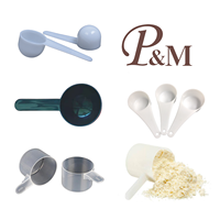 Petite cuillère à mesurer en plastique de 10ml Cuillère de service jetable écologique à long manche pour la cuisson du café Design moderne PP