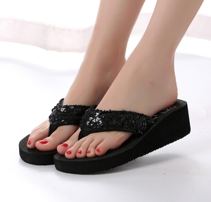 2026 <b>Summer</b> New Sequined Thick-soled Beach Wedge Flip-flops <b>Slippers</b> for Women - Product Image 5