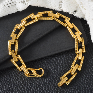 Pulsera de Eslabones Rectangulares con Textura Audaz Estilo Hip Hop, Chapada en Oro de 18K, de Acero Inoxidable, Pulsera Unisex de Moda Urbana - Product Image 4