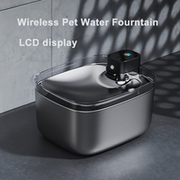 Première fontaine à eau sans fil pour chat au monde avec écran LCD, distributeur d'eau automatique en acier inoxydable, fontaine à eau pour chat à détection automatique