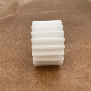 Engrenagem Espiral de Nylon Branca Personalizada M2.5 21T Pequena Engrenagem Plástica POM com Canal para Chaveta - Product Image 5