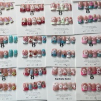 TSZS Tendance Luxe Ongles artificiels réutilisables à motif floral 3D, style bec de canard, avec strass longue durée, Boîte surprise, Vente en gros à presser