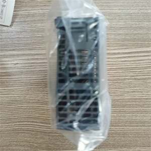 มิตซูบิชิ QY40P ยูนิตเอาต์พุต 12/24VDC 3.0A โมดูล IO อุตสาหกรรม ผลิตในญี่ปุ่น - Product Image 2