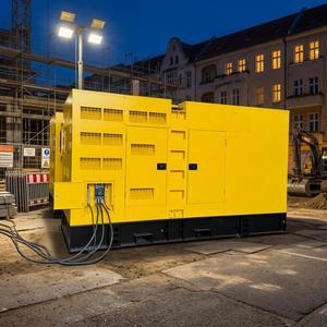 Générateur diesel insonorisé 400 kVA 320 kW triphasé 400 V alimenté par un moteur Cummins et un alternateur Stamford pour alimentation de secours - Product Image 2