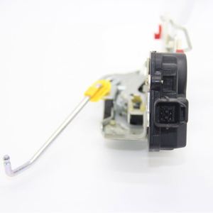 8142026000 สำหรับตัวกระตุ้นล็อคประตูรถยนต์ฮุนได เกีย 81420-26000 - Product Image 2