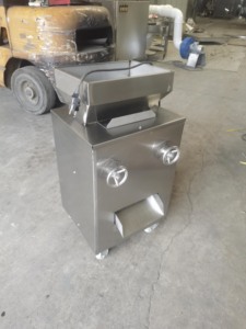 Máquina Trituradora de Cacahuetes y Granos de Acero Inoxidable Comercial en Oferta, Máquina para Hacer Pellets de Alimento para Pollos, para Uso en Granjas, HJ-CM001 - Product Image 3