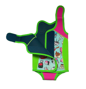 <span class=keywords><strong>Traje</strong></span> de <span class=keywords><strong>neopreno</strong></span> para bebé OEM, <span class=keywords><strong>traje</strong></span> de natación y buceo con patrón personalizado para niños - Product Image 3