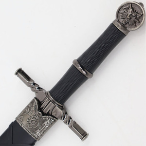 <span class=keywords><strong>Geralt</strong></span>'<span class=keywords><strong>ın</strong></span> hançer Metal modeli bilenmemiş oyuncak kılıç fantezi silah kılıç roleplay ve toplama için - Product Image 3