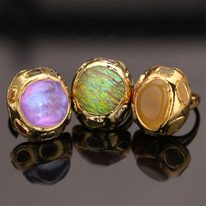 Nhẫn vàng mạ vàng chất lượng cao, gắn đá Opal tổng hợp lớn dành cho nam và nữ - Product Image 1