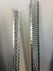 Plâtre <span class=keywords><strong>de</strong></span> perle <span class=keywords><strong>d</strong></span>'<span class=keywords><strong>angle</strong></span> en aluminium <span class=keywords><strong>de</strong></span> gardes <span class=keywords><strong>d</strong></span>'<span class=keywords><strong>angle</strong></span> <span class=keywords><strong>de</strong></span> haute qualité pour la <span class=keywords><strong>mousse</strong></span> <span class=keywords><strong>de</strong></span> <span class=keywords><strong>Protection</strong></span> <span class=keywords><strong>de</strong></span> mur pour le coin <span class=keywords><strong>de</strong></span> perle <span class=keywords><strong>de</strong></span> protecteur <span class=keywords><strong>d</strong></span>'<span class=keywords><strong>angle</strong></span> - Product Image 4