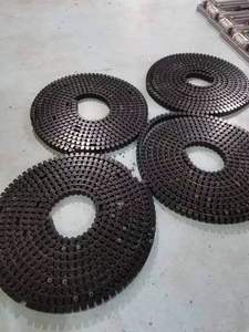 Nouvelle chaîne en caoutchouc et roue dentée en <span class=keywords><strong>Nylon</strong></span> pour convoyeur à godet pièces de rechange Focus Machinery - Product Image 2