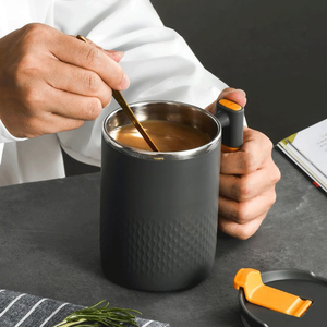 Taza de Viaje Aislada de 450 ml (15 oz), Taza de Café de Acero Inoxidable 304, Libre de BPA, con Asa, Aislamiento al Vacío de Doble Pared, con Tapa - Product Image 2
