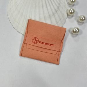 Sacs d'emballage de bijoux en microfibre de 8*8 cm imprimés de logo personnalisé pochettes d'emballage d'enveloppe à rabat pour bijoux - Product Image 4
