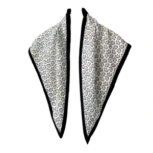 Sciarpa triangolare multifunzionale 135*60 cm con stampa floreale reversibile per donna, accessorio moda - Product Image 1