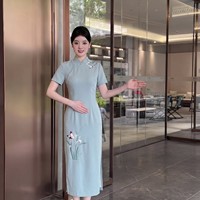 Gaun Qipao Hijau Gaun Cheongsam Gaun Karir Wanita Gaun Qipao Modern Gaun Wanita Pakaian Kantor Wanita untuk Wanita