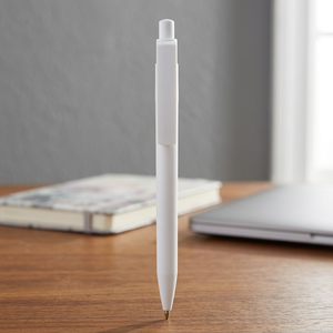 Penna a Sfera Personalizzabile Senza Marca 0.7mm in Plastica con Inchiostro Blu Realizzata con Plastica Riciclata Modello 107965-4 - Product Image 2