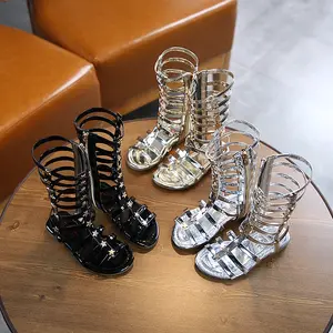 Плоская черная ПУ новая стильная простая обувь Китай оптом детская обувь сандалии для девочек