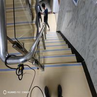 Revêtements modernes pour marches d'escalier en PVC, carrés, écologiques, résistants à l'eau, design durable, installation facile, protection des sols carrelés