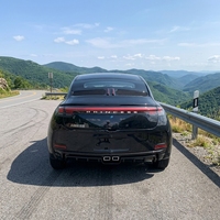Nouvelle voiture électrique mini SUV 4 portes à faible vitesse pour les trajets quotidiens en famille