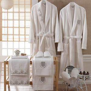 <span class=keywords><strong>Peignoir</strong></span> de luxe en tissu éponge pour <span class=keywords><strong>homme</strong></span>, ensemble de vêtements de nuit, col à capuche personnalisé, <span class=keywords><strong>grande</strong></span> <span class=keywords><strong>taille</strong></span>, motif uni, vente en gros - Product Image 1