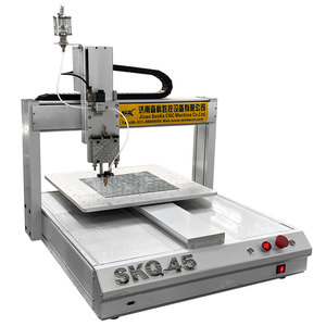 Machine de découpe de <span class=keywords><strong>verre</strong></span> CNC automatique compacte 4545 pour miroirs, fabrication en usine - Product Image 6