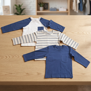 Ensemble de trois t-shirts en tricot biologique Couleurs et motifs mélangés avec col rond manches longues et col en O pour enfants - Product Image 2