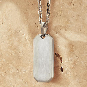 Collar de acero inoxidable con glifo grabado para hombre 2025 - Product Image 3