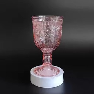 Assiettes de présentation rondes réutilisables de 13 pouces en plastique transparent avec perles dorées, durables, pour mariages et fêtes, vente en gros - Product Image 4