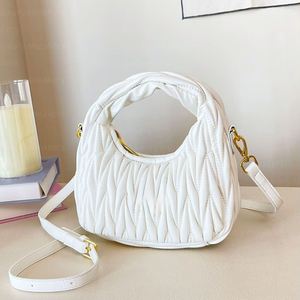 Bolso Bandolera de Piel Sintética PU de Diseño Geométrico Premium para Mujer, con Correa de Cadena, Plegable, Impermeable, Casual - Product Image 6