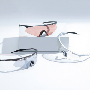 <span class=keywords><strong>Lunettes</strong></span> <span class=keywords><strong>de</strong></span> <span class=keywords><strong>soleil</strong></span> <span class=keywords><strong>photochromiques</strong></span> <span class=keywords><strong>de</strong></span> sport en gros pour hommes et femmes, idéales pour le cyclisme, la course à pied, le golf, protection UV400, monture légère, logo personnalisable - Product Image 5