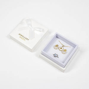 Caja de Joyería Personalizada con Tapa y Base en Forma de Arco, Caja de Embalaje para Collares y Pulseras, Caja de Regalo Simple para Recuerdos - Product Image 4