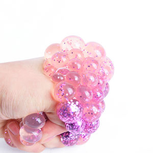 2023 superventas Bola de ventilación de goma de cuentas mano muñeca juguete malla Squishy estrés juguetes bola - Product Image 1
