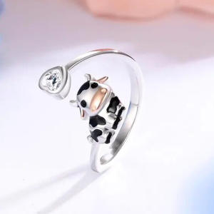 Anillo de Cristal con Diseño de Vaca de Dibujos Animados T1006, Plata 925, Engaste en Bisel, Unisex, para Uso Diario - Product Image 5