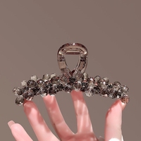 YAOYU Pince à cheveux grande taille perlée haut de gamme, élégante et polyvalente, pour chignon, accessoire capillaire requin