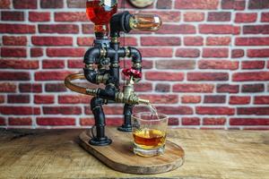 Distributeur de liqueur Robot <span class=keywords><strong>Steampunk</strong></span> en acier Malleable noir avec lampe pour Whisky et vin - Product Image 3