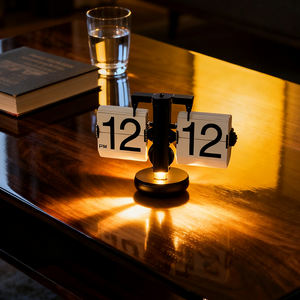 Reloj Despertador Digital Geométrico Escandinavo Personalizado para Escritorio, con Cambio Automático de Página, Visualización de Día/Fecha, para Oficina - Product Image 6