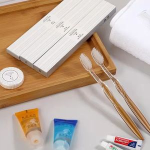 Perlengkapan Hotel Sekali Pakai Perlengkapan Mandi Hotel Mewah Set <span class=keywords><strong>Kit</strong></span> Amenitas Kamar Mandi Hotel yang Dapat Disesuaikan - Product Image 2