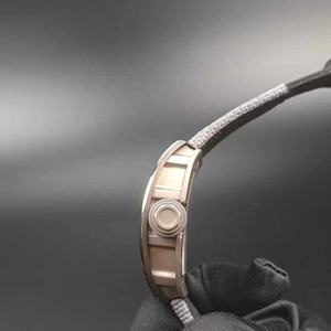 High-Quality <b>Automatic</b> Men Watch 055 – Luxury Gray Ceramic Mechanical Business Timepiece - Product Image 4