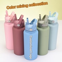 Bouteille d'eau personnalisée avec logo personnalisé bouilloire isolée de 32oz avec bouchon en paille bouchon avec bec verseur double vide en acier inoxydable sport cadeau vierge