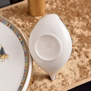 Service à thé en céramique de luxe européen 8 pièces avec grand plateau, collection en porcelaine fine de qualité supérieure pour le service du café et du thé - Product Image 6